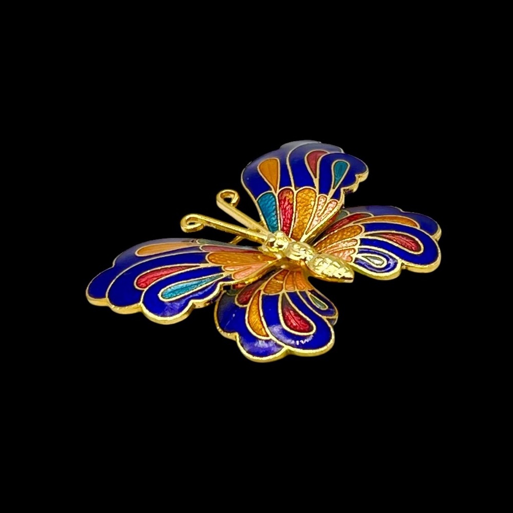Beautiful Cloisonné Butterfly Brooch Vibrant Enamel on Gold Tone - Picture 5 of 10